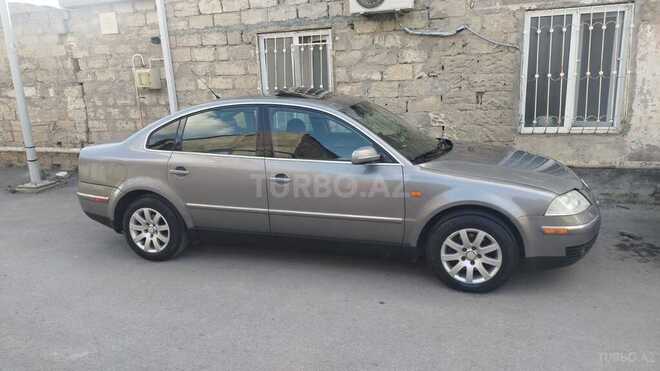 Volkswagen Passat 2003, 240,000 km - 1.8 l - Bakı