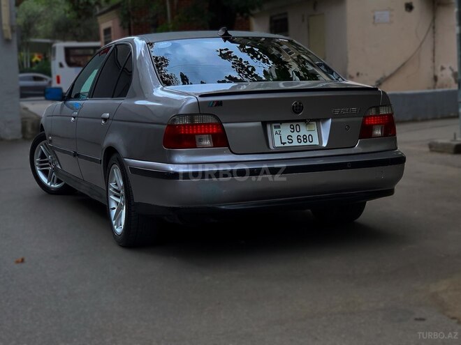 BMW 528 1996, 500,000 km - 2.8 l - Bakı