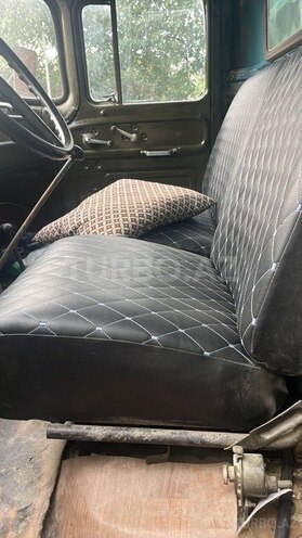 ZIL 130 1986, 100,000 km - 4.3 l - Quba