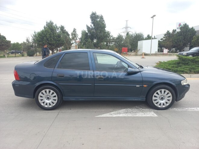 Opel Vectra 2001, 316,456 km - 1.6 l - Bakı