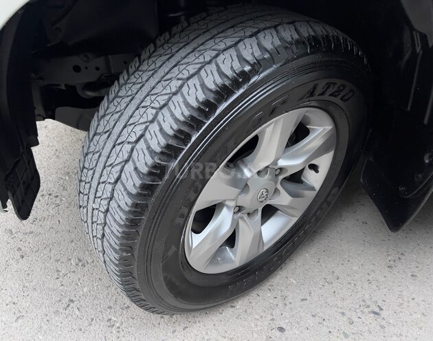 Toyota Land Cruiser Prado 2012, 128,000 km - 2.7 л - Bakı