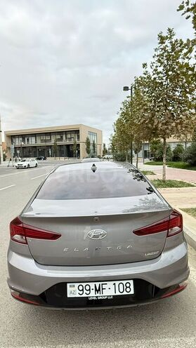 Hyundai Elantra 2019, 117,000 km - 2.0 l - Bakı