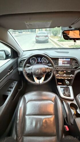 Hyundai Elantra 2019, 117,000 km - 2.0 l - Bakı