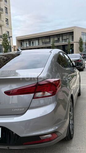 Hyundai Elantra 2019, 117,000 km - 2.0 l - Bakı