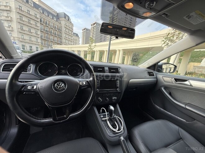 Volkswagen Jetta 2015, 206,994 km - 1.8 l - Bakı