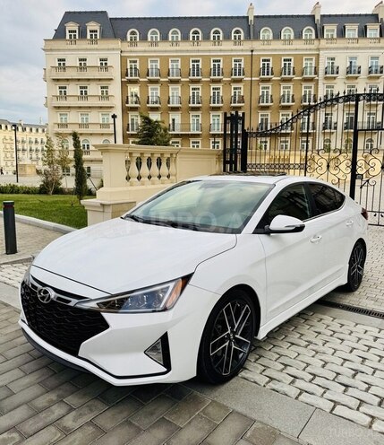 Hyundai Elantra 2018, 165,762 km - 1.6 l - Bakı
