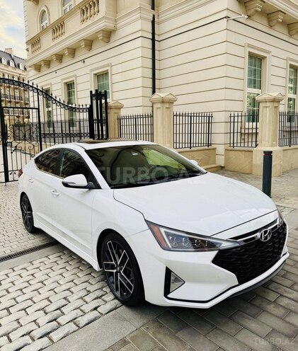 Hyundai Elantra 2018, 165,762 km - 1.6 l - Bakı