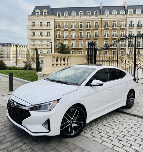 Hyundai Elantra 2018, 165,762 km - 1.6 l - Bakı