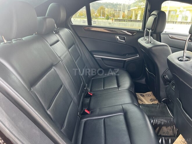 Mercedes E 250 2011, 303,000 km - 2.1 l - Bakı