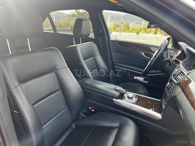 Mercedes E 250 2011, 303,000 km - 2.1 l - Bakı