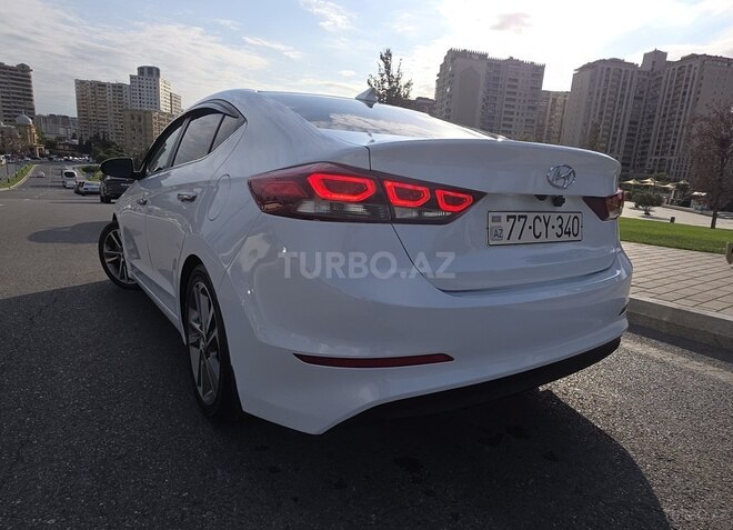 Hyundai Elantra 2016, 80,450 km - 2.0 л - Bakı