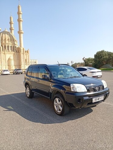 Nissan X-Trail 2012, 190,000 km - 2.5 l - Bakı