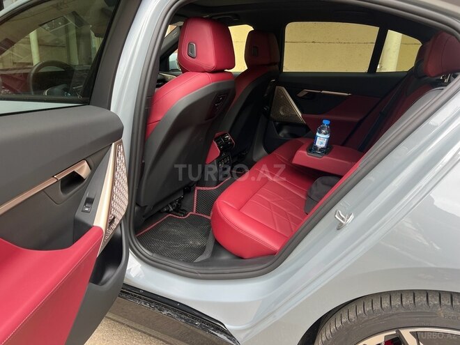 BMW 530e 2024, 20,000 km - 2.0 l - Bakı