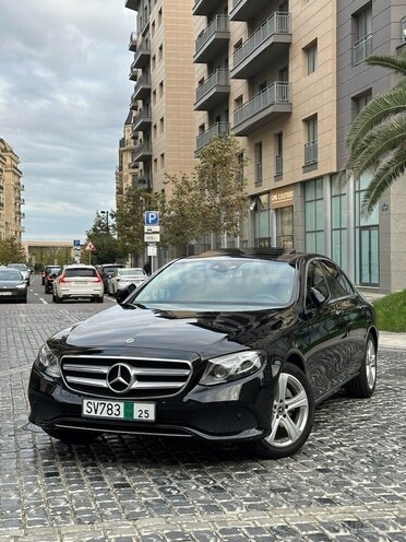 Mercedes E 220 d 2017, 164,000 km - 2.0 l - Bakı