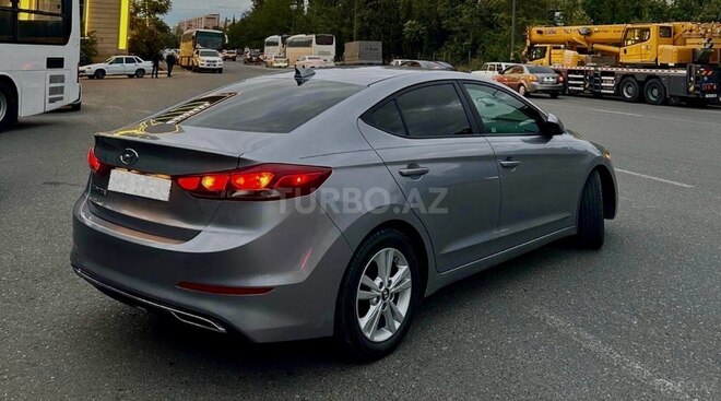 Hyundai Elantra 2016, 222,089 km - 2.0 л - Bakı
