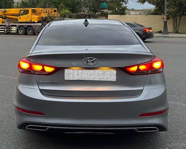Hyundai Elantra 2016, 222,089 km - 2.0 л - Bakı