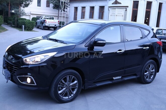 Hyundai ix35 2013, 230,000 km - 2.0 l - Sabirabad