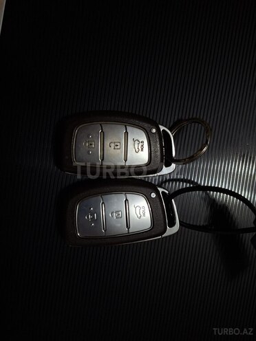 Hyundai ix35 2013, 230,000 km - 2.0 l - Sabirabad