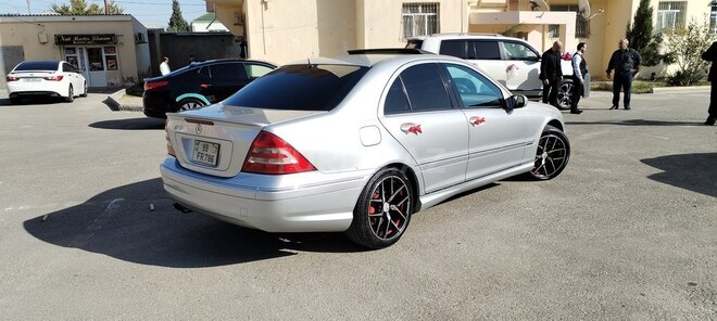 Mercedes C 230 2007, 307,000 km - 2.5 l - Bakı