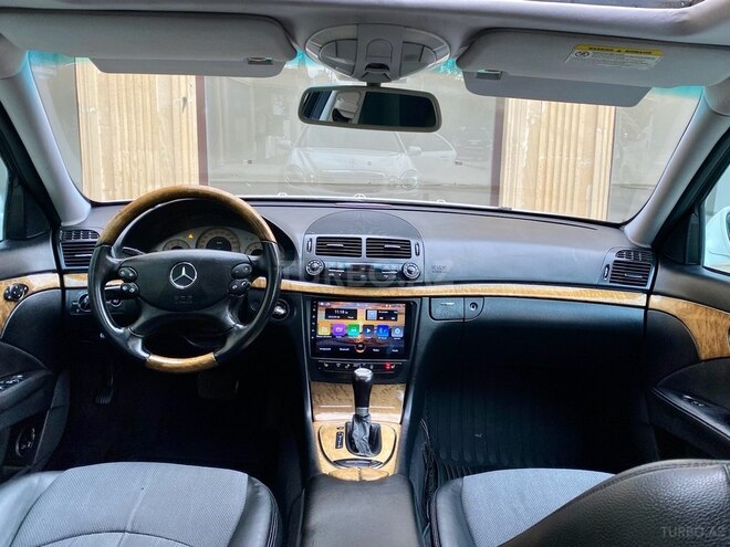 Mercedes E 240 2006, 246,000 km - 2.6 l - Bakı