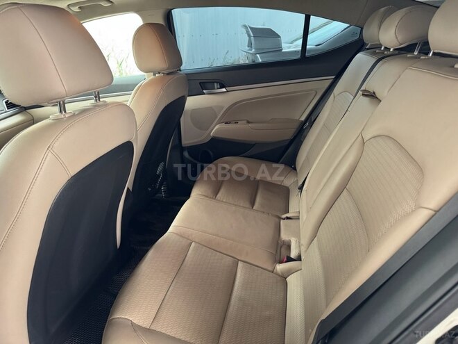 Hyundai Elantra 2016, 141,000 km - 2.0 л - Bakı
