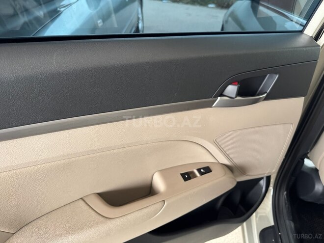Hyundai Elantra 2016, 141,000 km - 2.0 л - Bakı