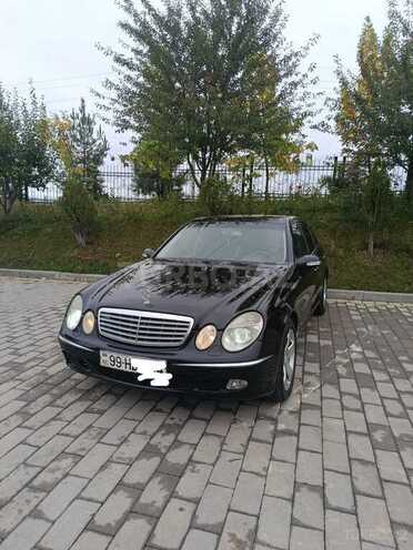 Mercedes E 270 2003, 261,000 km - 2.7 l - Quba