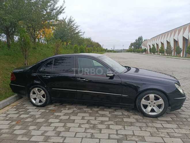 Mercedes E 270 2003, 261,000 km - 2.7 l - Quba