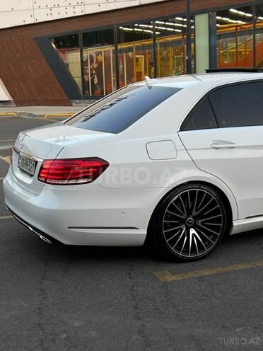 Mercedes E 220 2013, 131,200 km - 2.1 l - Bakı