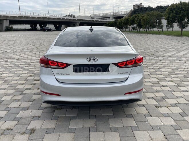 Hyundai Elantra 2016, 180,247 km - 2.0 l - Bakı