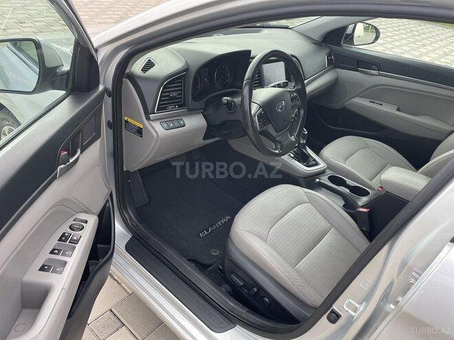 Hyundai Elantra 2016, 180,247 km - 2.0 l - Bakı