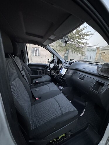 Mercedes  2012, 359,318 km - 2.1 л - Bakı