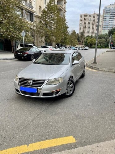 Volkswagen Passat 2005, 205,000 km - 2.0 l - Bakı