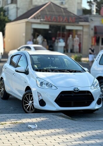 Toyota Aqua 2016, 79,000 km - 1.5 l - Bakı