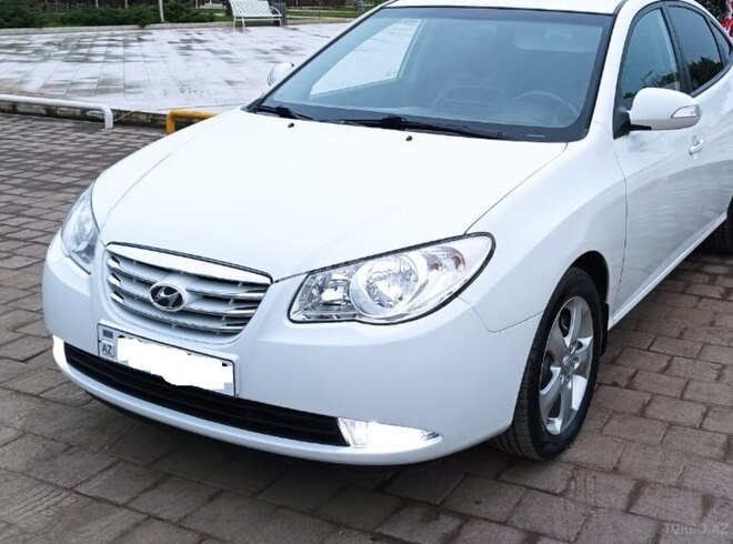 Hyundai Elantra 2009, 243,000 km - 2.0 л - Bakı