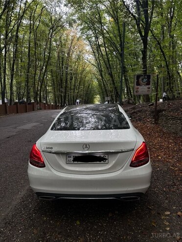 Mercedes C 300 2017, 180,000 km - 2.0 l - Bakı