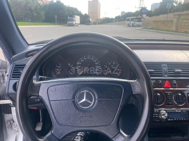 Mercedes C 180 1999, 400,000 km - 1.8 л - Bakı