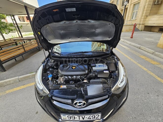 Hyundai Elantra 2015, 131,966 km - 1.8 l - Bakı