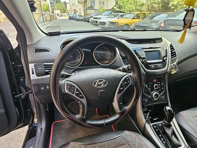 Hyundai Elantra 2015, 131,966 km - 1.8 l - Bakı