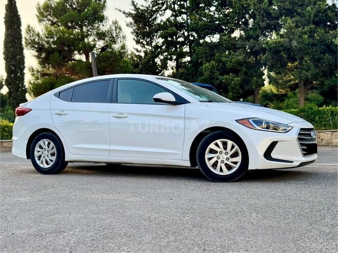 Hyundai Elantra 2016, 86,224 km - 2.0 l - Bakı