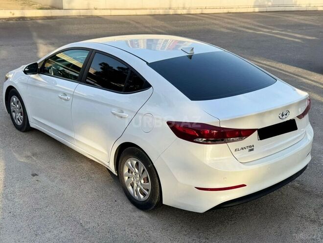 Hyundai Elantra 2016, 86,224 km - 2.0 l - Bakı
