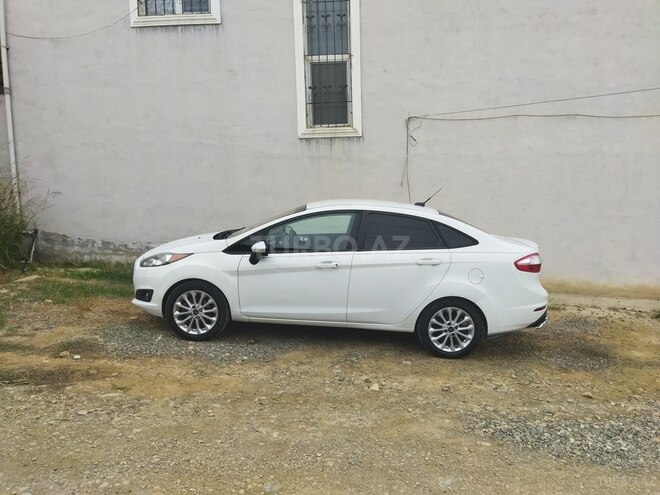 Ford Fiesta 2013, 336,000 km - 1.6 l - Bakı