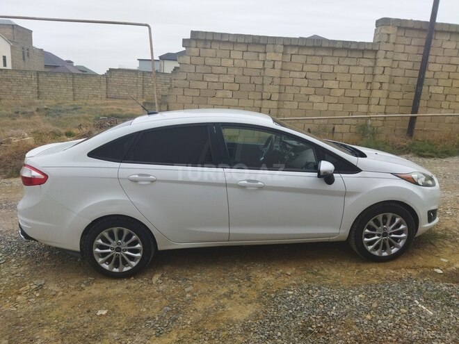 Ford Fiesta 2013, 336,000 km - 1.6 l - Bakı