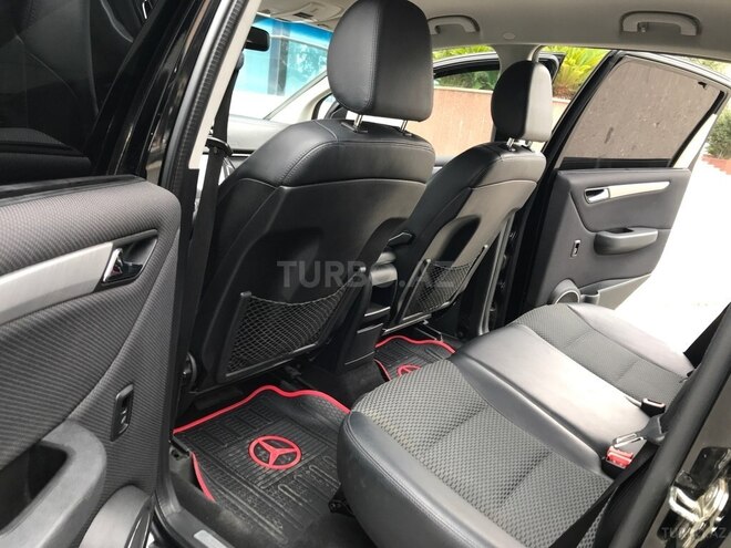 Mercedes B 180 2010, 178,000 km - 1.7 l - Sumqayıt