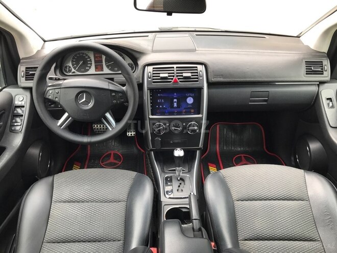 Mercedes B 180 2010, 178,000 km - 1.7 l - Sumqayıt