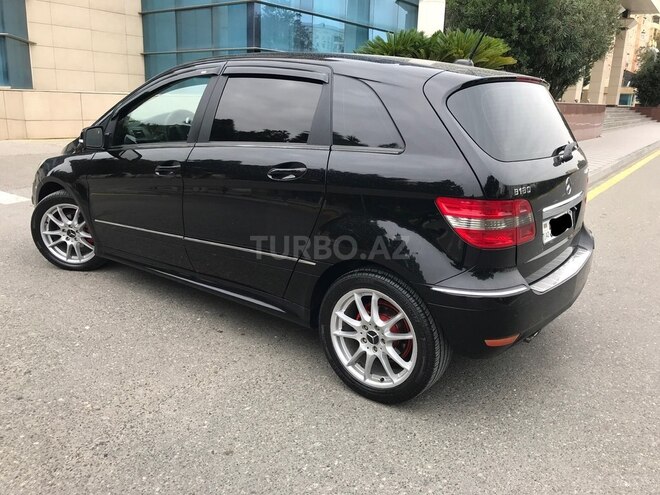 Mercedes B 180 2010, 178,000 km - 1.7 l - Sumqayıt