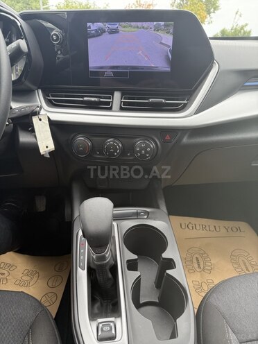 Chevrolet Trax 2023, 15,000 km - 1.2 l - Bakı