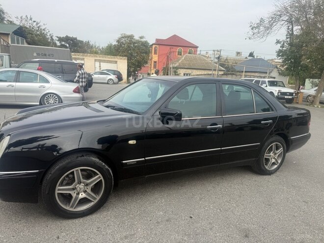 Mercedes E 220 1998, 420,000 km - 2.2 l - Bakı