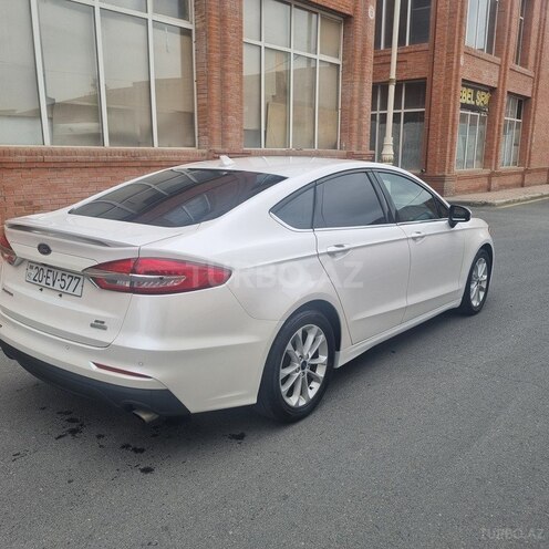 Ford Fusion (North America) 2020, 180,000 km - 1.6 л - Gəncə