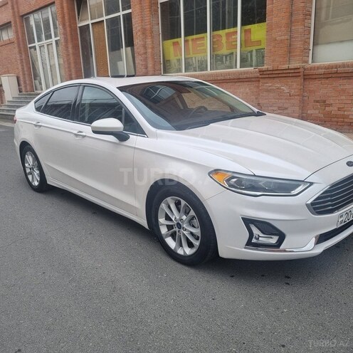 Ford Fusion (North America) 2020, 180,000 km - 1.6 л - Gəncə